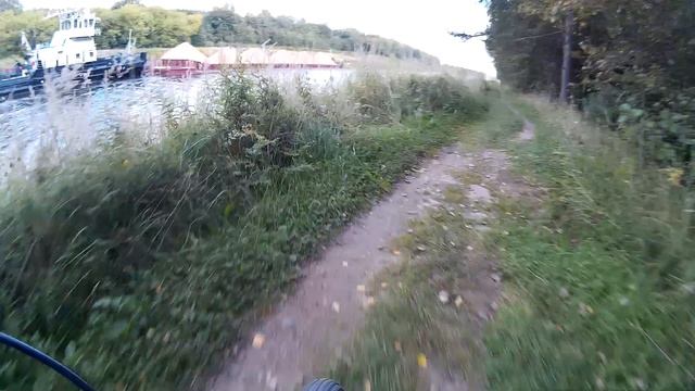 Обгон баржи на скорости 300+ смотреть онлайн