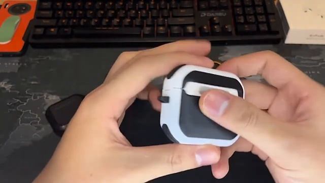 Чехол для Airpods pro, противоударный, с брелоком, 2022 смотреть онлайн