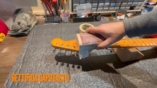 Squier Stratocaster Classic Vibe 50 Fiesta Red - Recensione e modifiche a costo zero смотреть онлайн