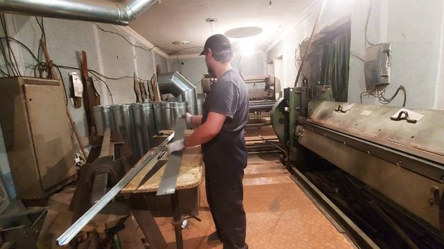 Шина для воздуховода , фланец для прямоугольного сечения смотреть онлайн