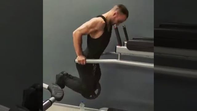 Руки базуки без синтола! тренируем трицепс !