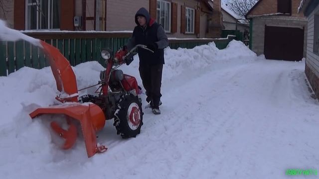 "ТУРБОВАЛЬНЫЙ" СНЕГОУБОРЩИК! На что ОН СПОСОБЕН???!!! смотреть онлайн