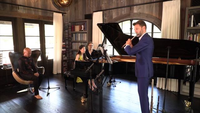 Derrick Skye - Grace Unbound for Flute and Piano (and Page Turner) смотреть онлайн