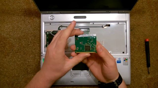 Как разобрать Ноутбук Samsung P28 (Samsung P28 disassembly) смотреть онлайн