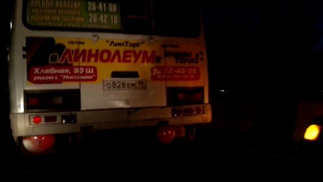 У автобуса оторвало колесо смотреть онлайн