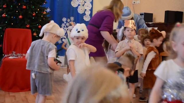 DSC 0019 новогодний утренник в детском саду 2018 г Тюмень смотреть онлайн