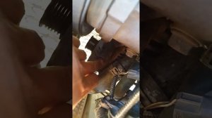 Замена генератора на Мазда 3, 1 поколение 2003 год 2.0 литра