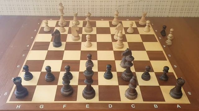 Лучшая ЛОВУШКА для быстрого выигрыша в начале партии. Шахматы ловушки за черных смотреть онлайн