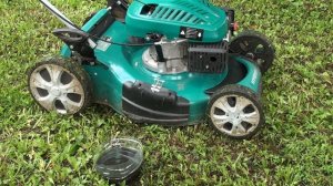 Замена масла в газонокосилке  Hyundai L 5100S!