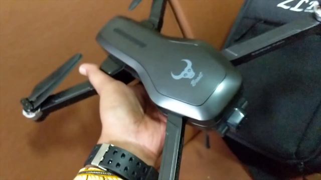 DRONE BAGUS BEAST SG 906 PRO QUADCOPTER смотреть онлайн