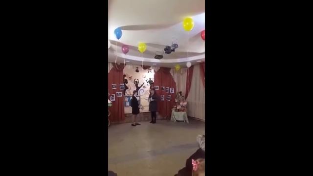 Данилова Валерия - Миниатюра «Диалог мамы с дочкой» смотреть онлайн