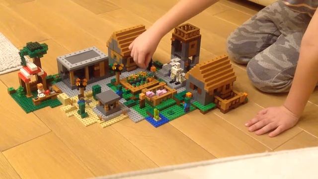 Обзор Лего деревня Майнкрафт смотреть онлайн