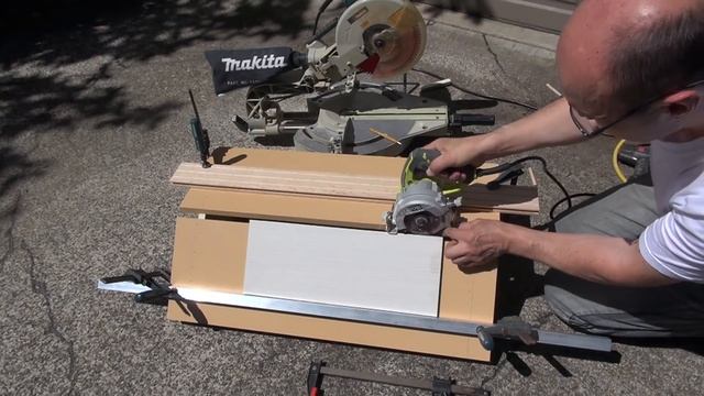 How to make a simple Jig to cut 45 degree tile edges. Резка плитки под 45 смотреть онлайн