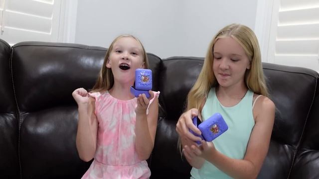 Replacing Trinity's Guinea Pig with New Pet Bitzee!!! смотреть онлайн