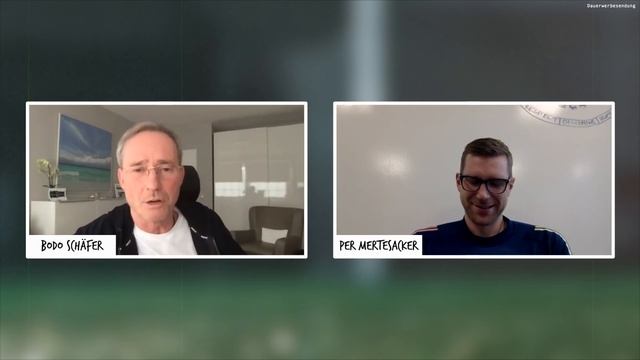 Per Mertesacker Interview - Positionierung, Stiftung und Selbtbewusstsein смотреть онлайн