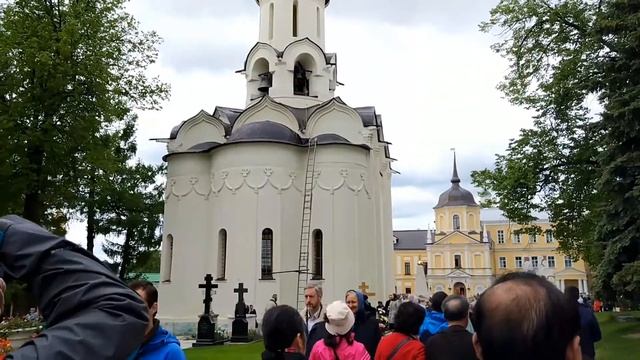 Святая троица 04.06.2017 Сергиев Посад смотреть онлайн