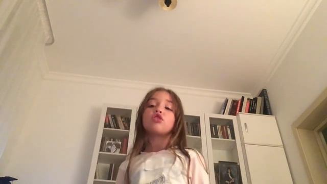 Песня листья желтые над городом кружатся смотреть онлайн