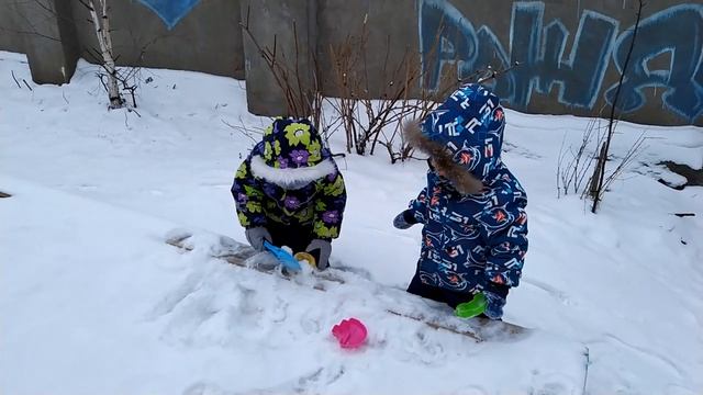 ВО ЧТО ИГРАЮТ НАШИ ДЕТИ? смотреть онлайн