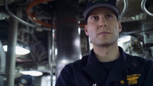 Why Do US Navy Sailors Hate Officers on an Aircraft Carrier? смотреть онлайн