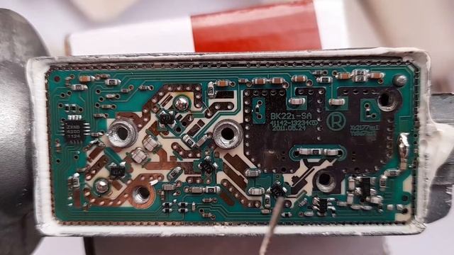 Questionable DRO LNB teardown & test (INVERTO RED Classic Single straight 40mm) смотреть онлайн