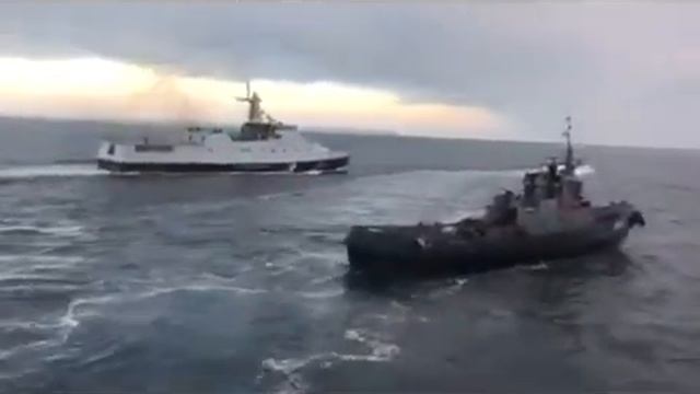 Видео тарана нашего катера в Азовском море со стороны ВМФ Твари! Ски! Вы послушайте, смотреть онлайн