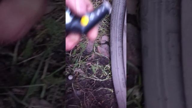 AvtoGSM.ru Цифровой манометр Качок M10 - три шкалы измерения смотреть онлайн