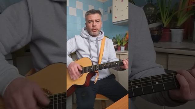 ЛЮБОВЬ И КРЫША смотреть онлайн
