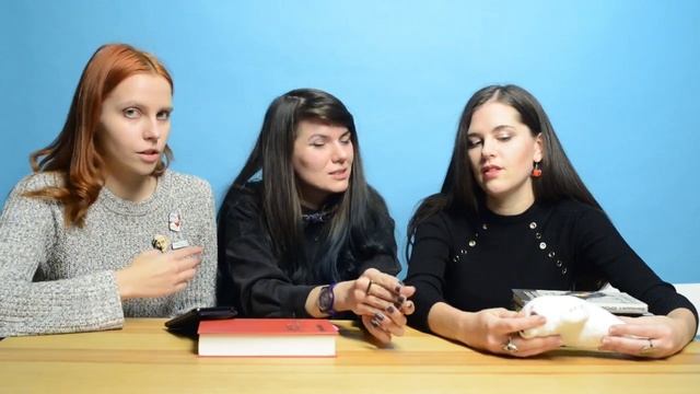 ТРИ ДЕВИЦЫ ПОД ОКНОМ | Филовлог #2 смотреть онлайн