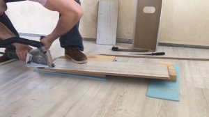 пилим ламинат болгаркой без пыли