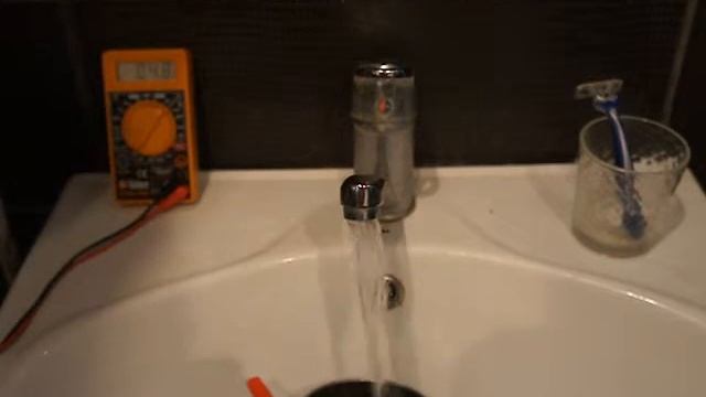 Free Energy.Нулевой провод подключили к водопроводу смотреть онлайн