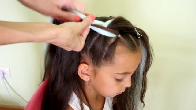Peinados para niñas | Peinado facil para niña | Trenzas con kanekalon | Peinados KrisiArt смотреть онлайн