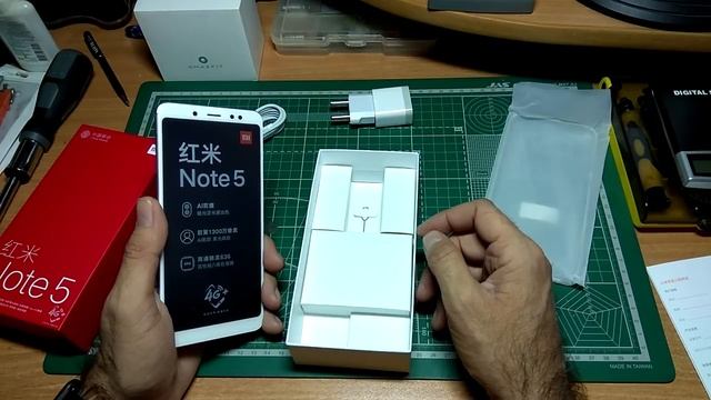 XIAOMI REDMI NOTE 5 (4-64) Азиатская версия(GLOBAL ROM). смотреть онлайн