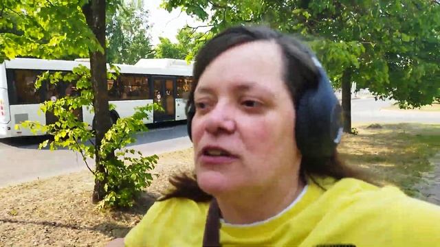 Иду от Панорамы к ТЦ Мармеладу смотреть онлайн