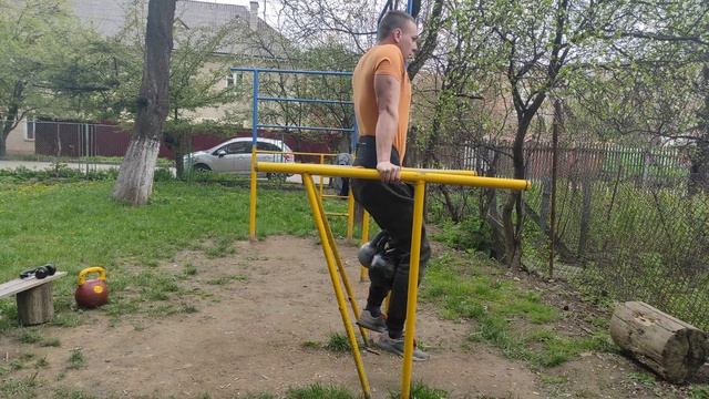 Норматив МСМК. Віджимання на брусах з додатковою вагою +48 кг смотреть онлайн