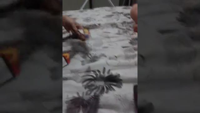 Играем в ,,Шлёп Усы" (2 часть) смотреть онлайн