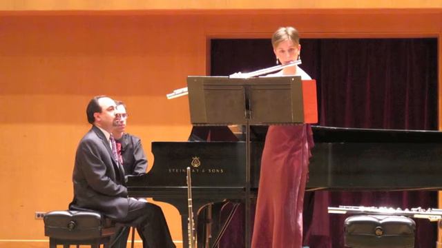 Meghan Naxer: Rautavaara Concerto for Flutes, Op. 69 "Dances with the Winds," mvt. 3 смотреть онлайн