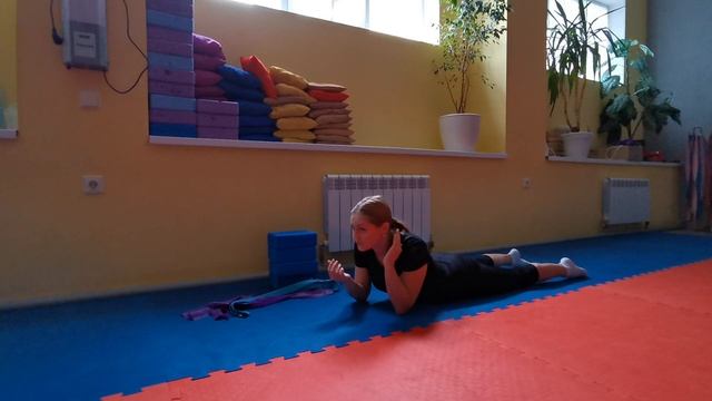 Стретчинг (урок 2) смотреть онлайн