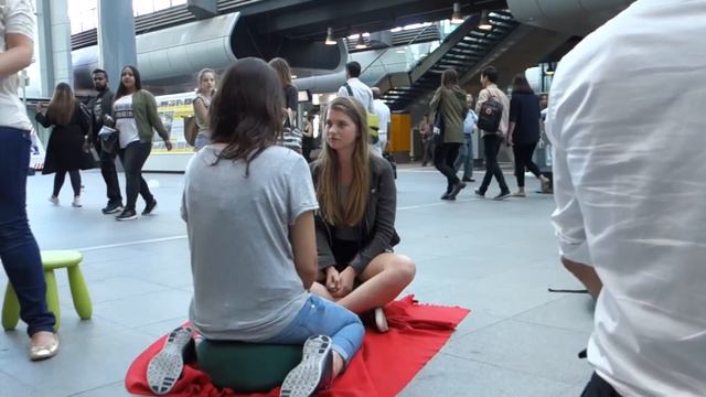 Eye contact with strangers - social experiment смотреть онлайн