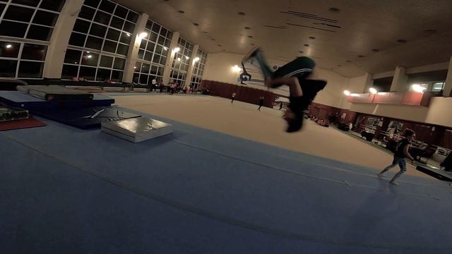 Capoeira CDO Sofia - Parafuso & Morcego - jumps смотреть онлайн