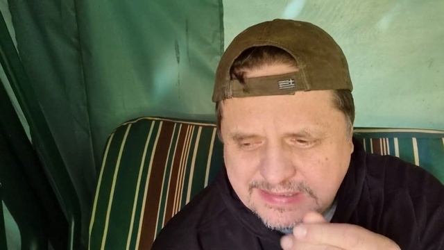 Роспотребнадзор запретил десантникам купаться в фонтанах на день ВДВ. смотреть онлайн