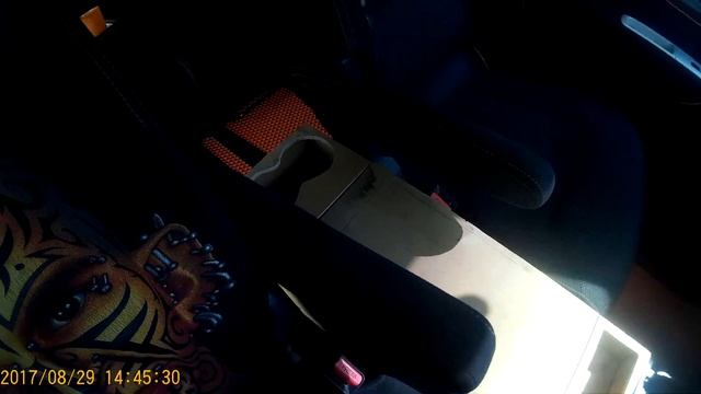 Делаем короб-органайзер между сидений Nissan Serena CC25