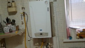 Установил газовый котёл BAXI  ECO FOUR 24F Нужен полный обзор?
