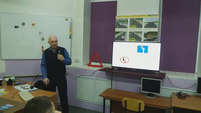 Дорожный знак тоннель. смотреть онлайн