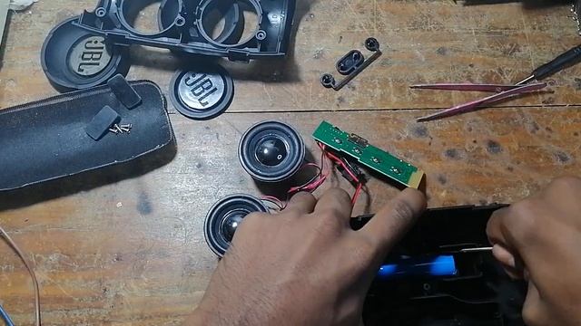 JBL CHARGE MINI 3+ Bluetooth Repair / SL chamo tech смотреть онлайн