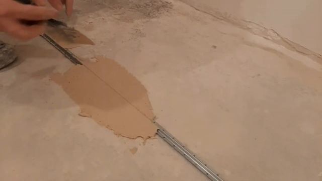 Выравнивание пола стяжкой смотреть онлайн