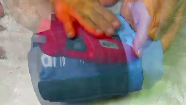 ?ТЕПЕРЬ ВСЕ НЕСУТ МНЕ 5 ЛИТРОВЫЕ БУТЫЛКИ?КОГДА УВИДЕЛИ ЧТО Я СДЕЛАЛ?КОРЗИНА-ОРГАНАЙЗЕР СВОИМИ РУКАМ смотреть онлайн