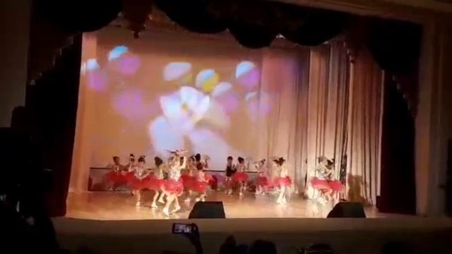 "А ты меня любишь" - ТС "Кристалл" смотреть онлайн