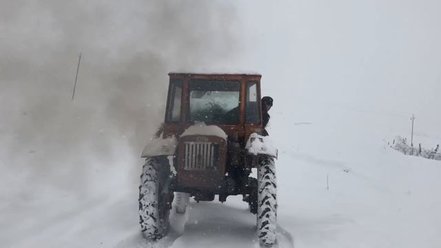 Как Завести #Трактор т 16 Зимой в Мороз. #Tractor Pulling #2019 смотреть онлайн