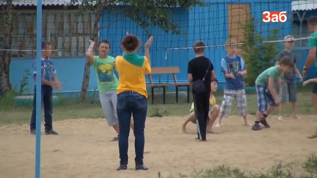 Картина Дня: Жаркий май, бесплатные концерты и полторы тысячи георгиевских ленточек смотреть онлайн