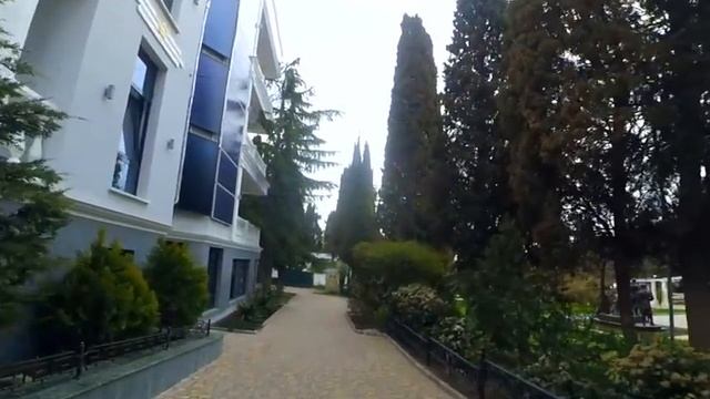 #Алушта 10 04 21г. ПО УЛ. ЛЕНИНА НА НАБЕРЕЖНУЮ. БЛАГОУСТРОЙСТВО . #подготовкаксезону#инфраструктура смотреть онлайн